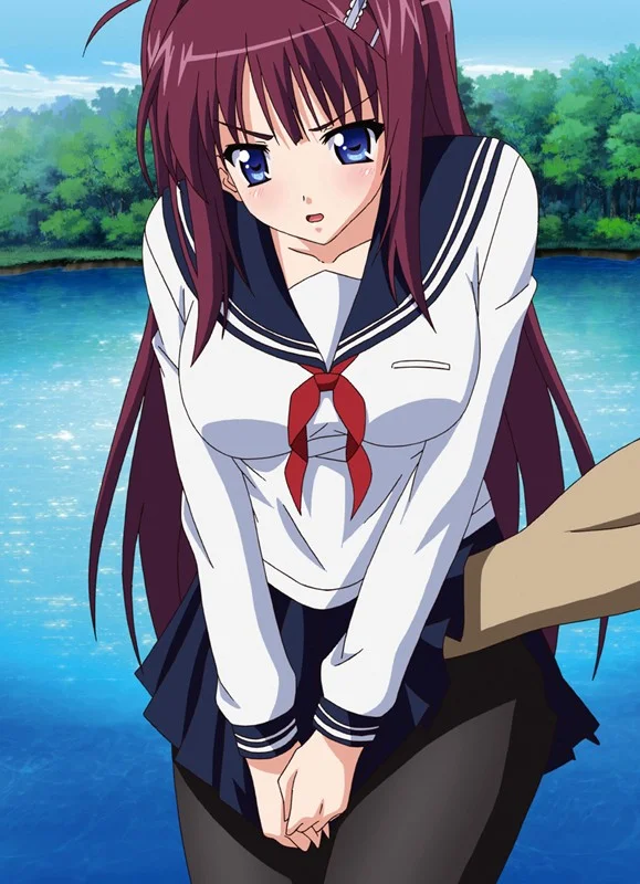 本作のヒロインであり巫女さんの本郷雪乃ちゃん。セーラー服の巨乳美少女です。